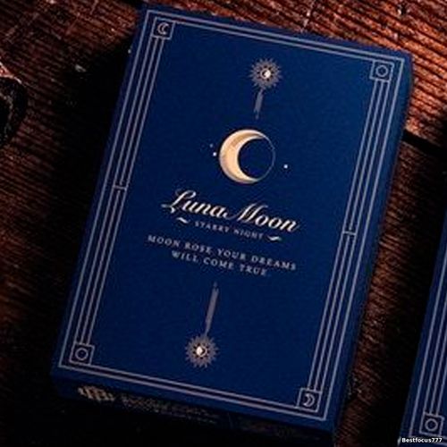 LUNA MOON
